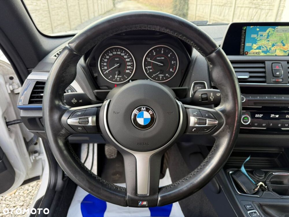 BMW Seria 2 218d M Sport - 9