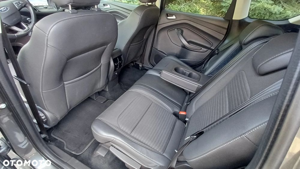 Ford Kuga 1.5 EcoBoost 2x4 Individual - 16