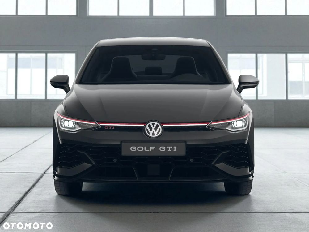 Volkswagen Golf VIII 2.0 TSI GTI Clubsport DSG - 5