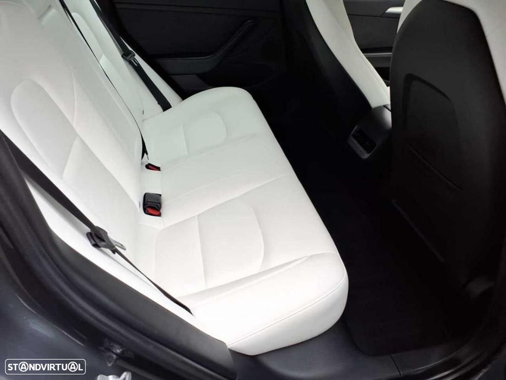 Tesla Model 3 Long Range AWD Dual Motor Performance - 5