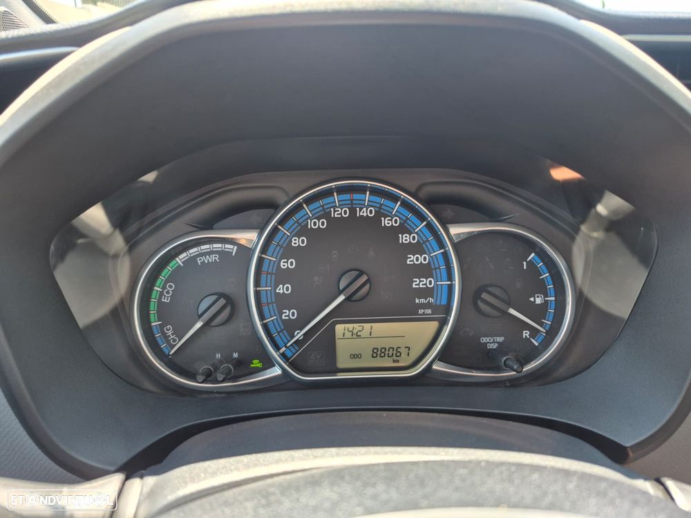 Toyota Yaris - 10