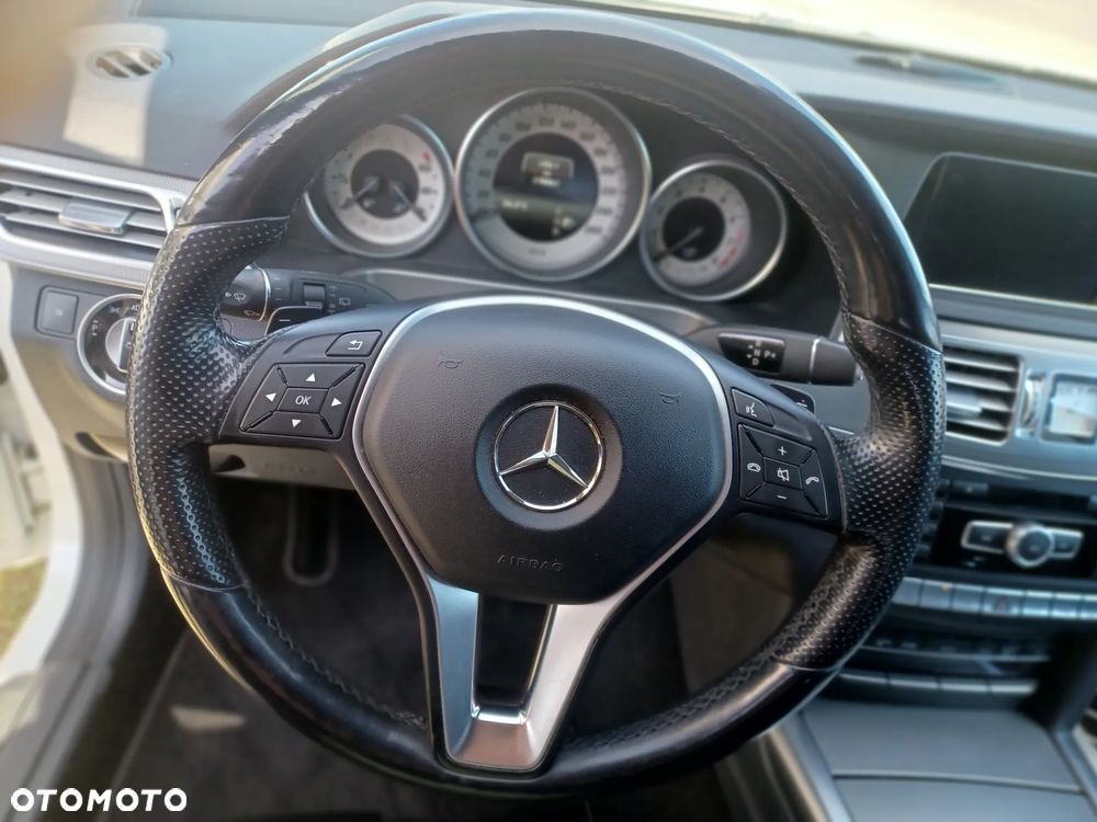 Mercedes-Benz Klasa E 250 Avantgarde - 27
