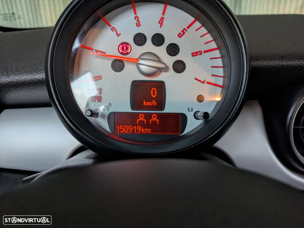 MINI 3 Portas Cooper D - 8