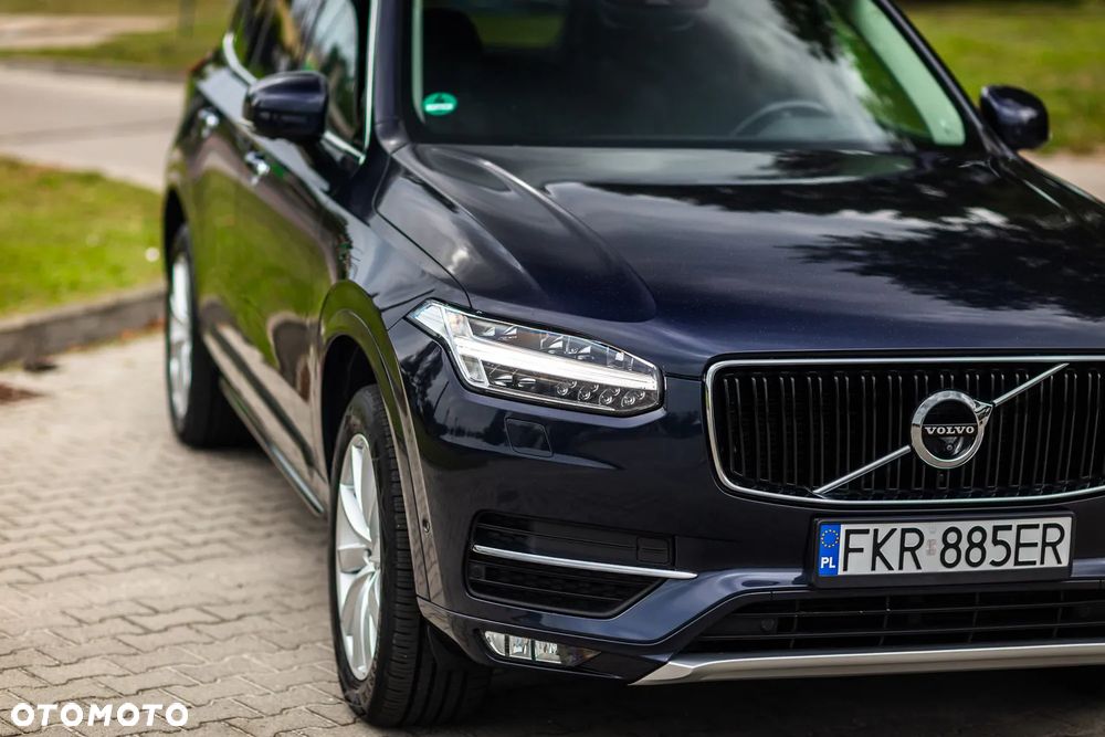 Volvo XC 90 D5 AWD Geartronic Momentum - 9