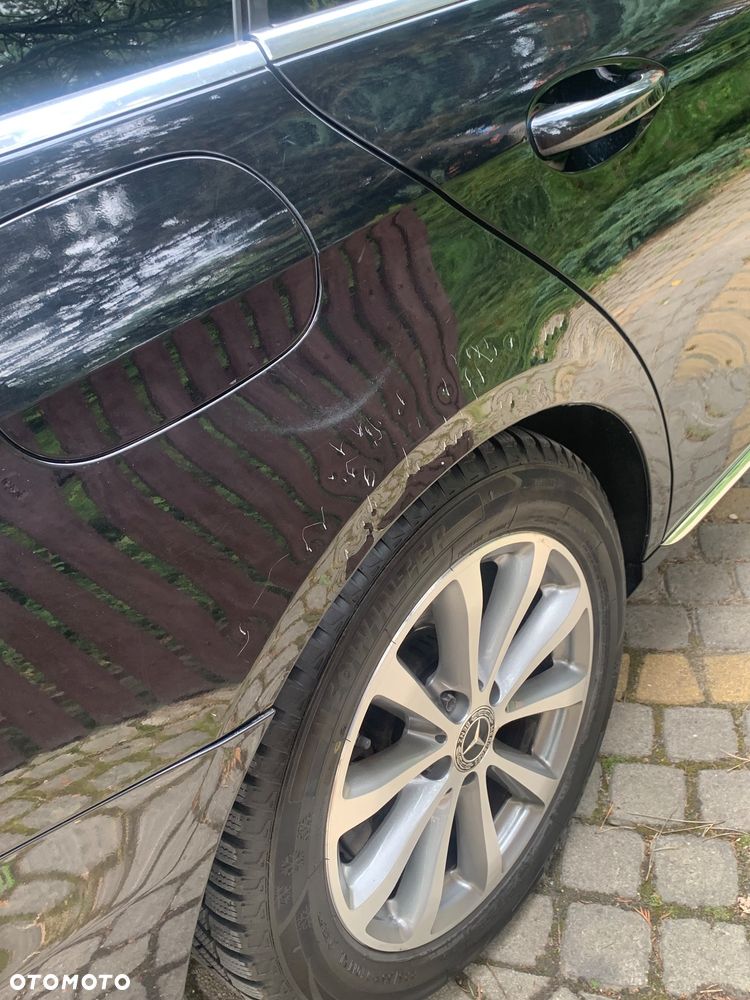 Mercedes-Benz Klasa E 200 d 9G-TRONIC - 19