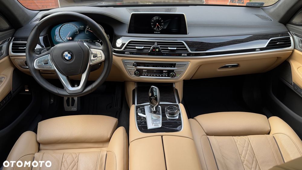 BMW Seria 7 740d xDrive - 5