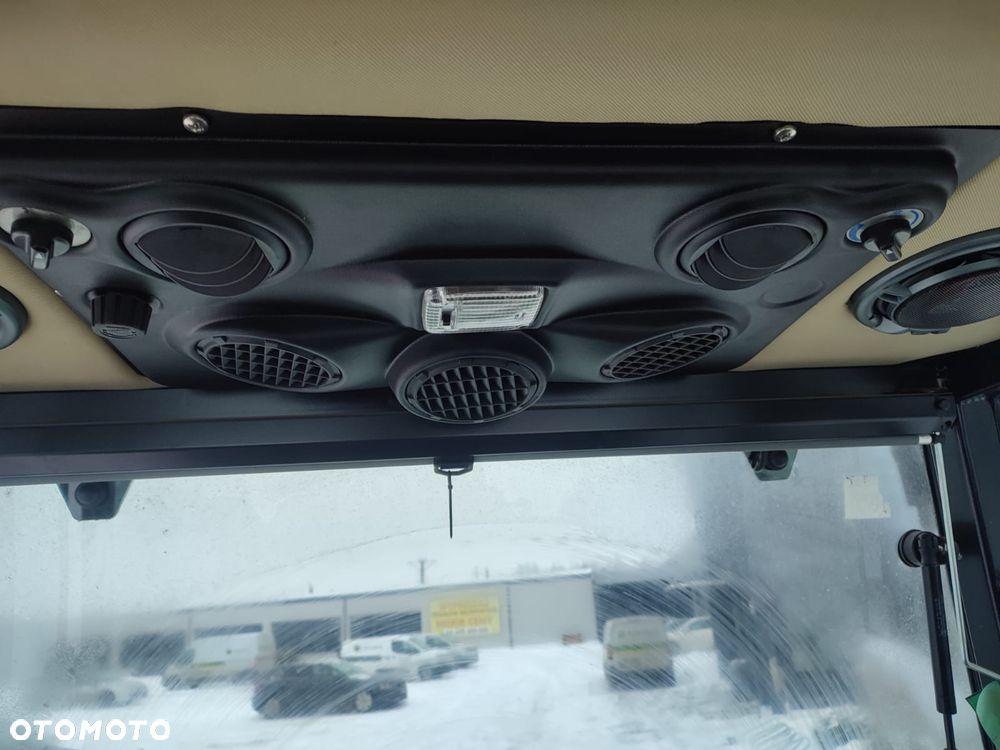 John Deere 4066M - 9