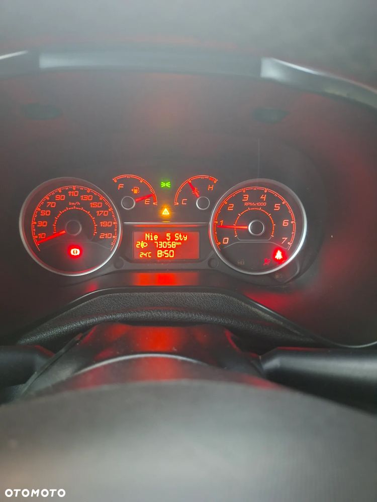 Fiat Doblo 1.4 16V Dynamic - 14