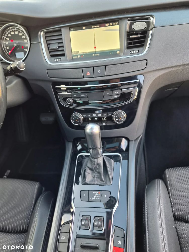 Peugeot 508 RXH BlueHDi 180 EAT6 Stop&Start - 17