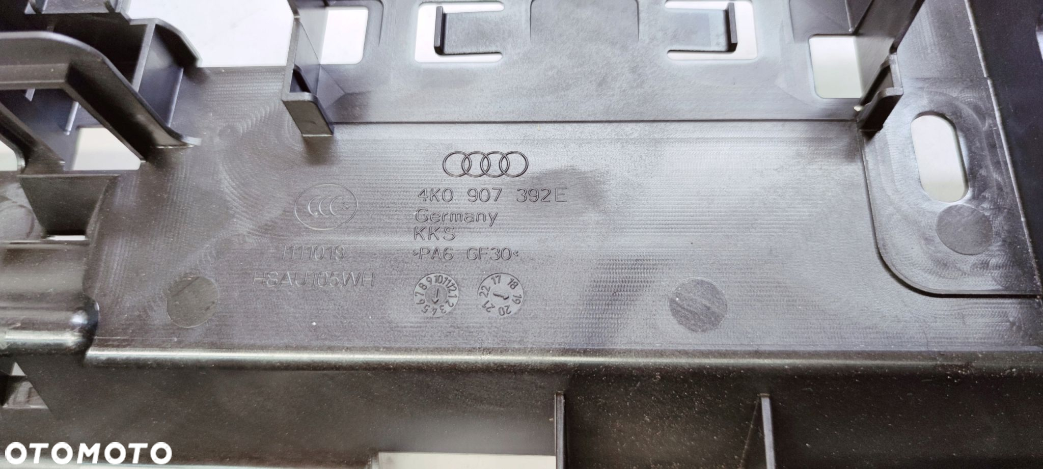 UCHWYT STEROWNIKÓW GARAŻNIK AUDI A6 C8 4K0907392E - 2