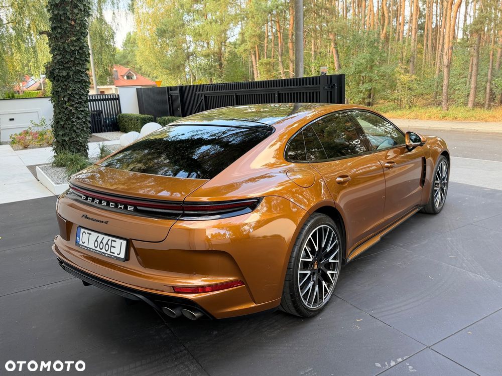 Porsche Panamera 4 E-Hybrid - 10