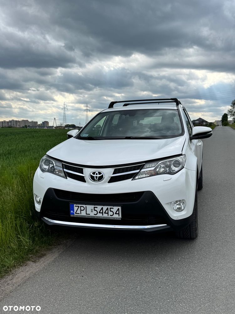 Toyota RAV4 - 4