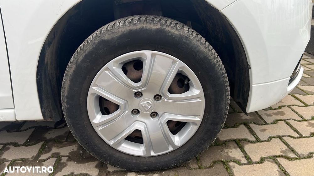 Dacia Logan 0.9 TCe Laureate - 6