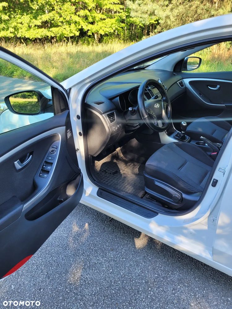 Hyundai i30 blue 1.6 CRDi Classic - 7