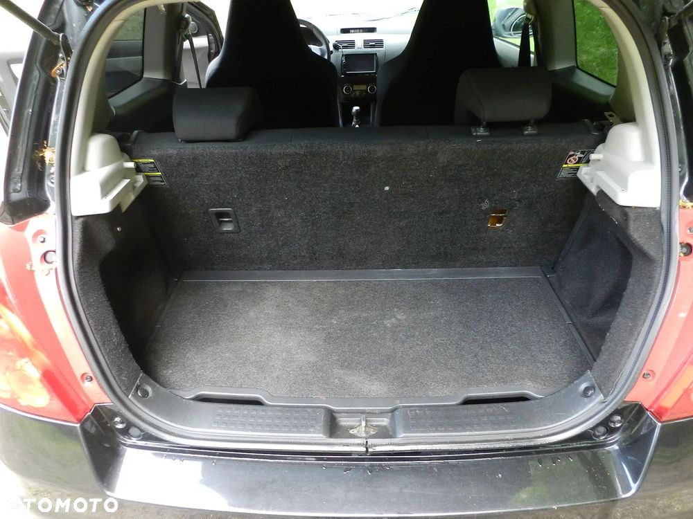 Suzuki Swift 1.6 Sport - 16