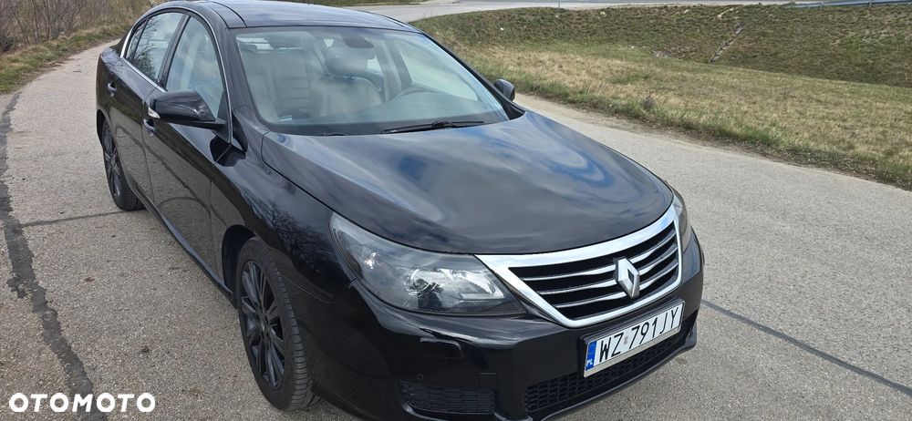 Renault Latitude 3.0 V6 dCi Initiale - 4
