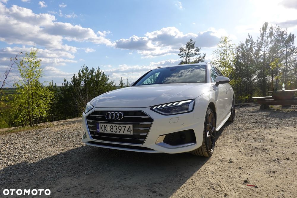 Audi A4 Avant 40 TDI quattro S tronic advanced - 3