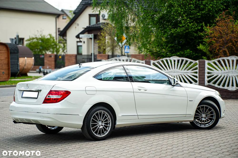 Mercedes-Benz Klasa C 180 BlueEFFICIENCY - 18