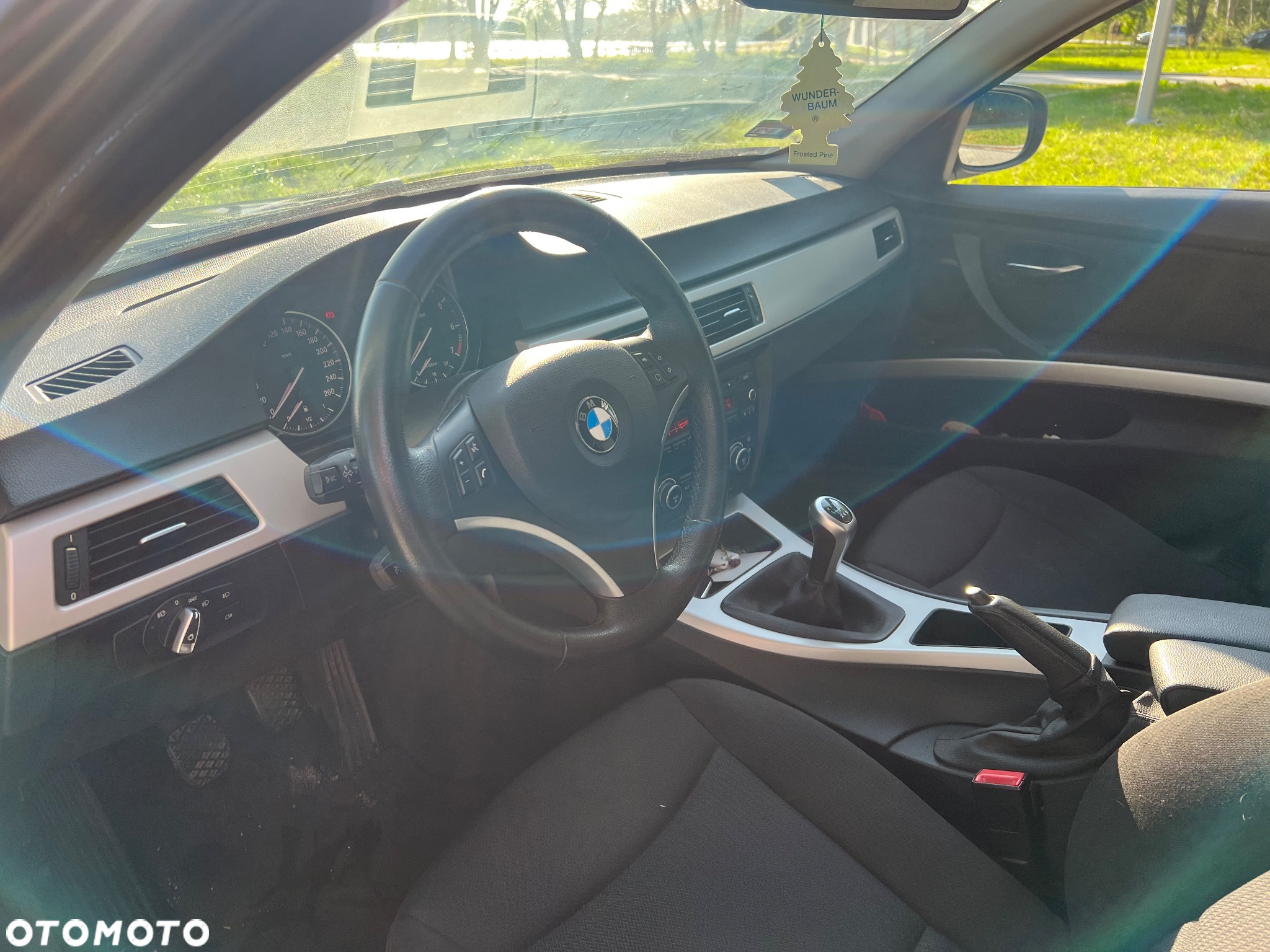 BMW Seria 3 318i - 18