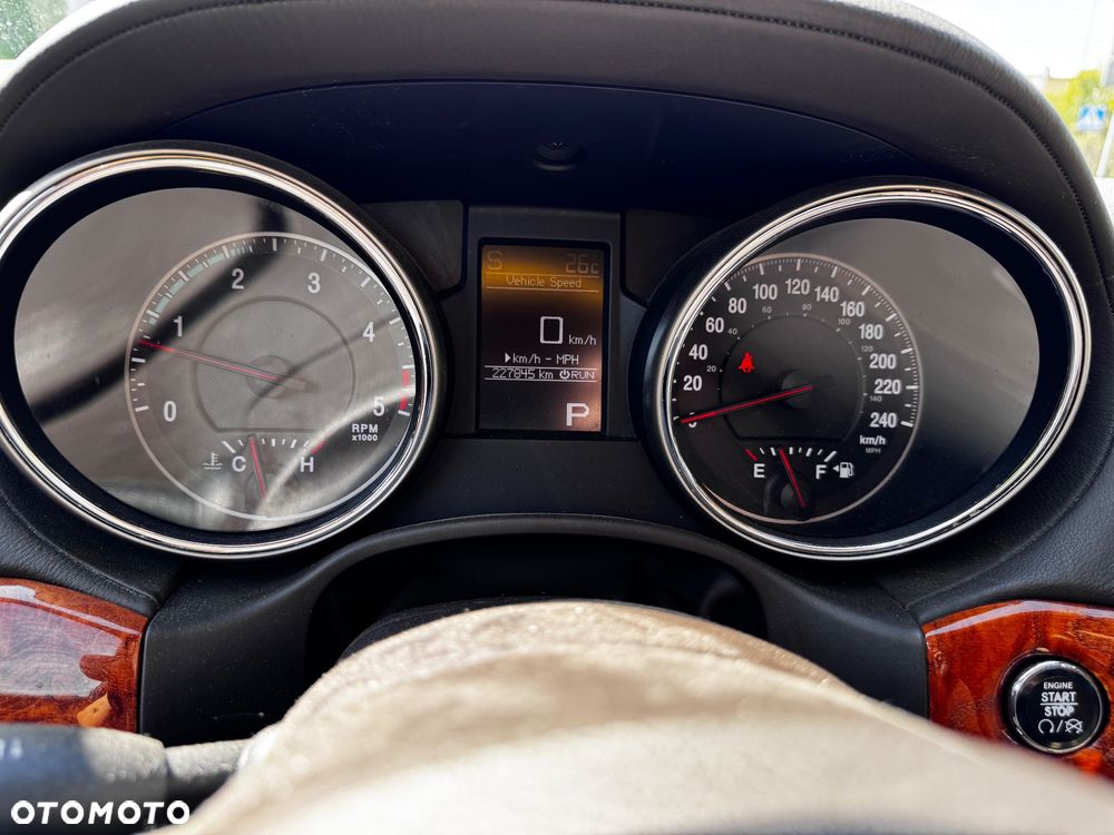 Jeep Grand Cherokee 3.0 CRD Overland Summit - 22