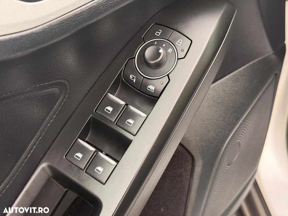 Ford Focus 1.0 EcoBoost Titanium - 31