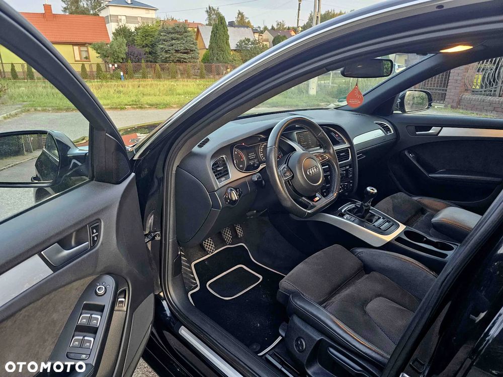Audi A4 Limousine 1.8 TFSI quattro S line Sportpaket - 13