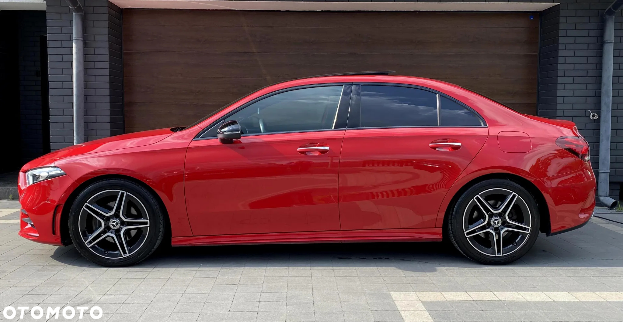 Mercedes-Benz Klasa A 200 AMG Line 7G-DCT - 4