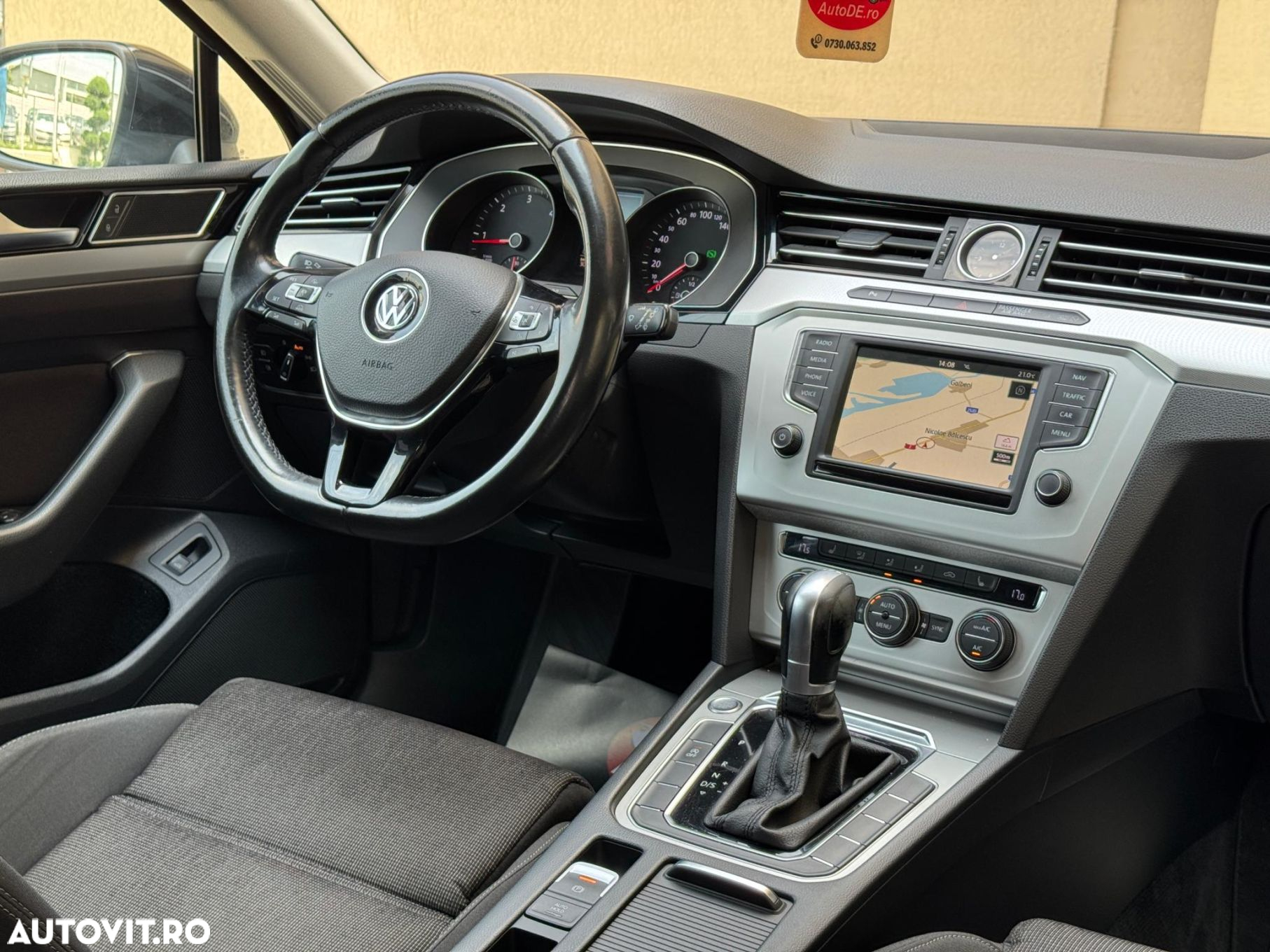 Volkswagen Passat - 6