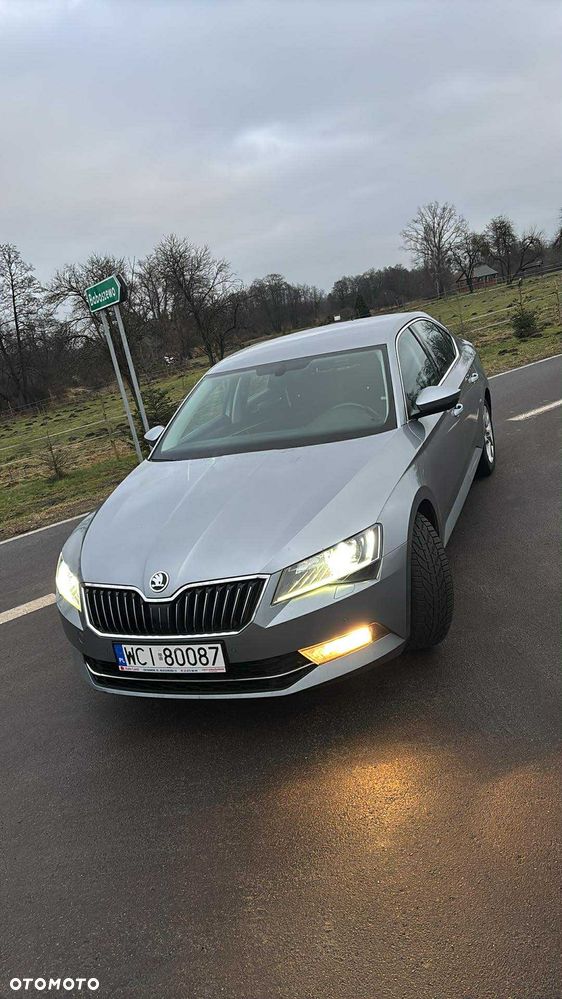 Skoda Superb 1.5 TSI ACT Ambition DSG - 7