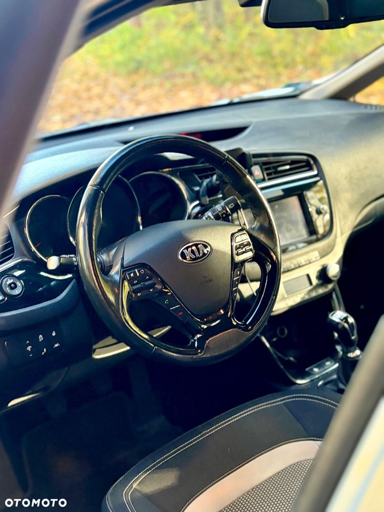 Kia Ceed - 5