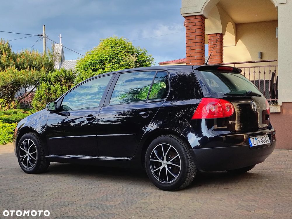 Volkswagen Golf 1.6 Trendline - 6