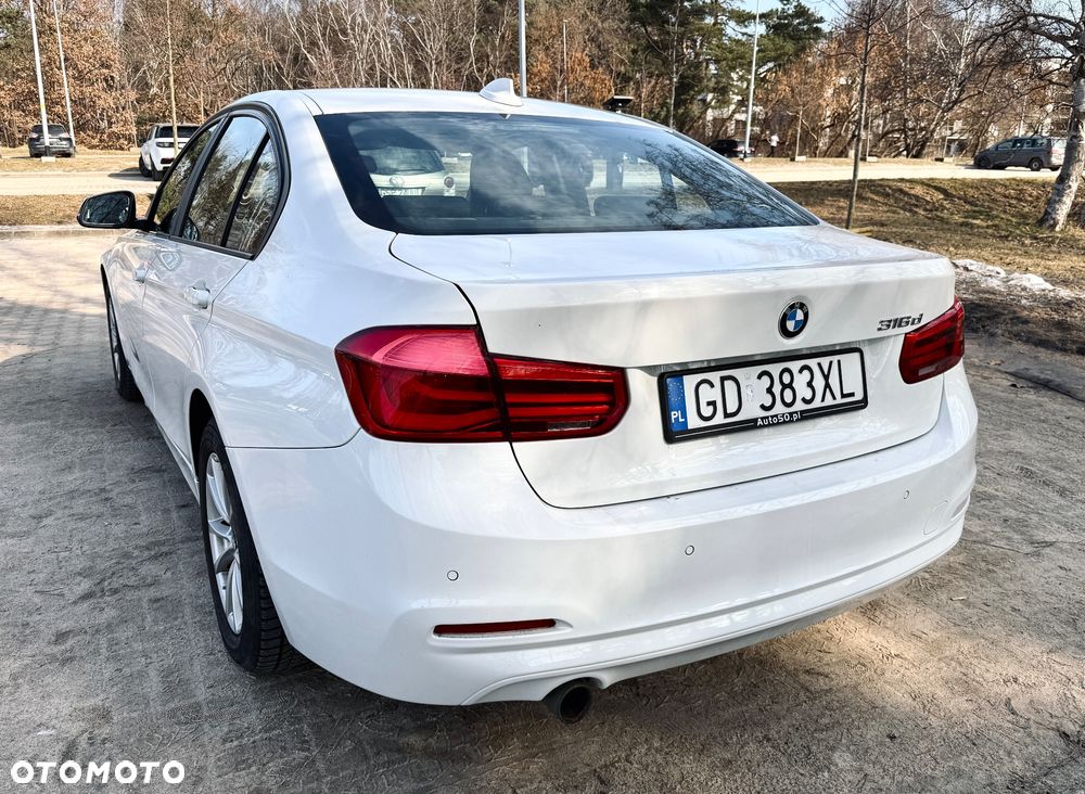 BMW Seria 3 316d - 5