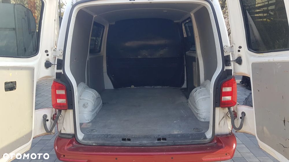 Volkswagen Transporter - 29