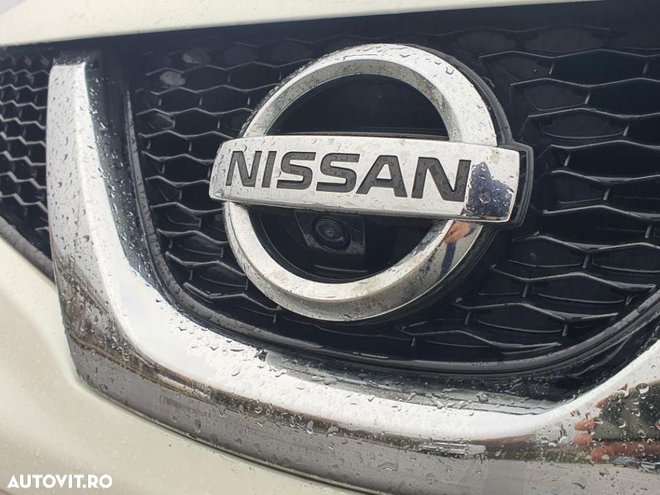 Nissan Qashqai 1.6 DCI Xtronic TEKNA+ - 26