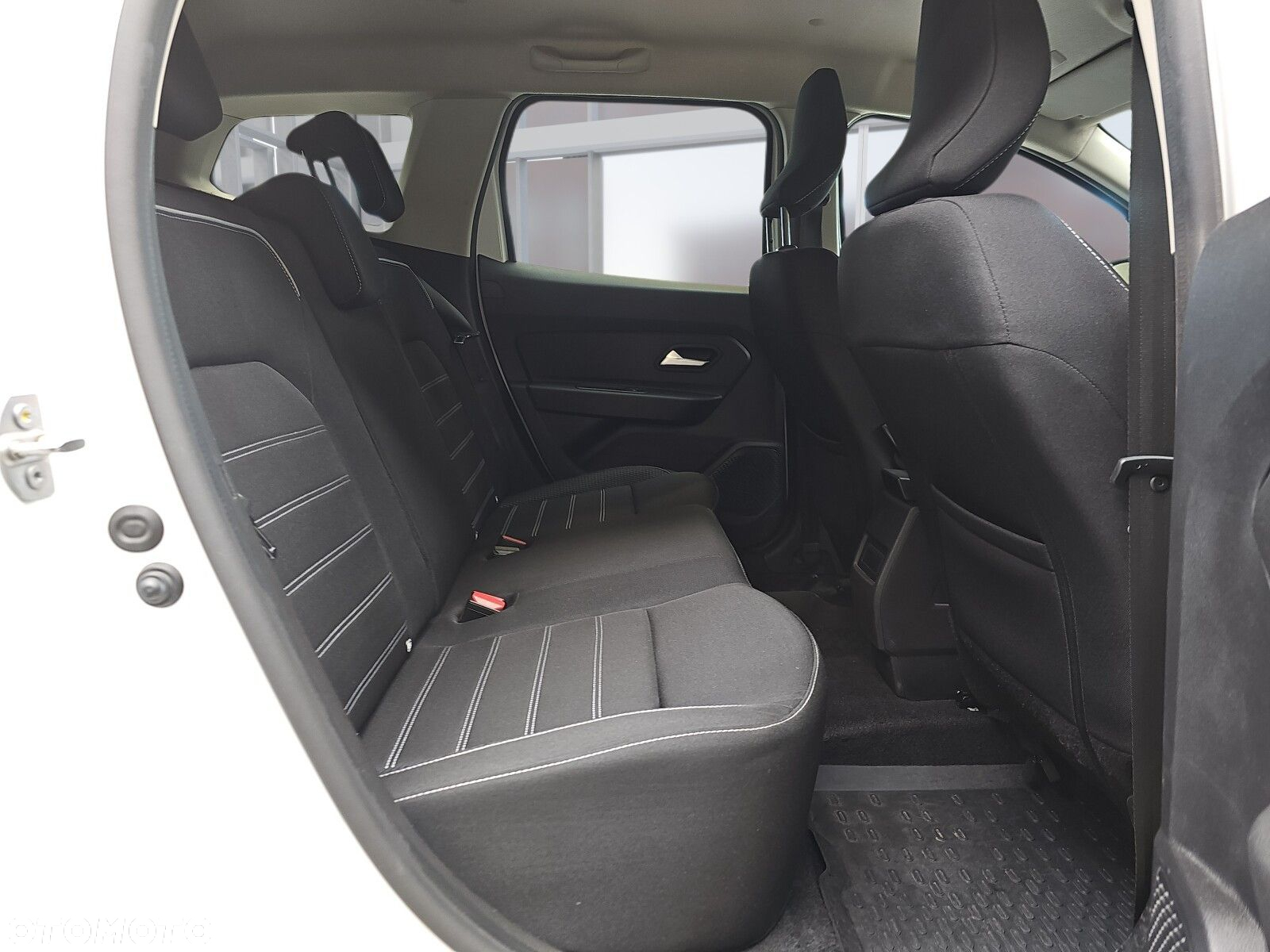 Dacia Duster 1.3 TCe Prestige 4WD - 26