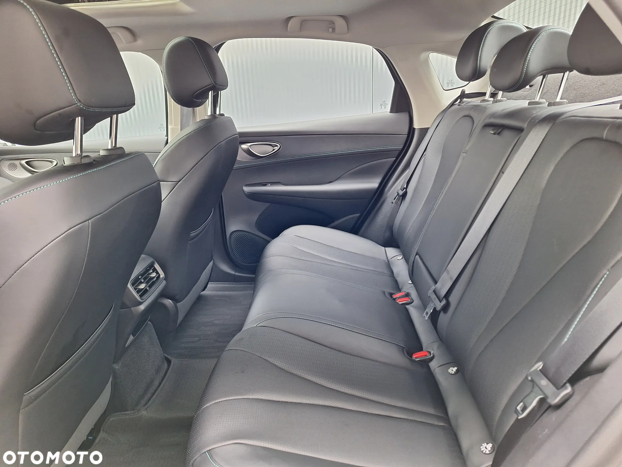 BYD Seal 5 - 9