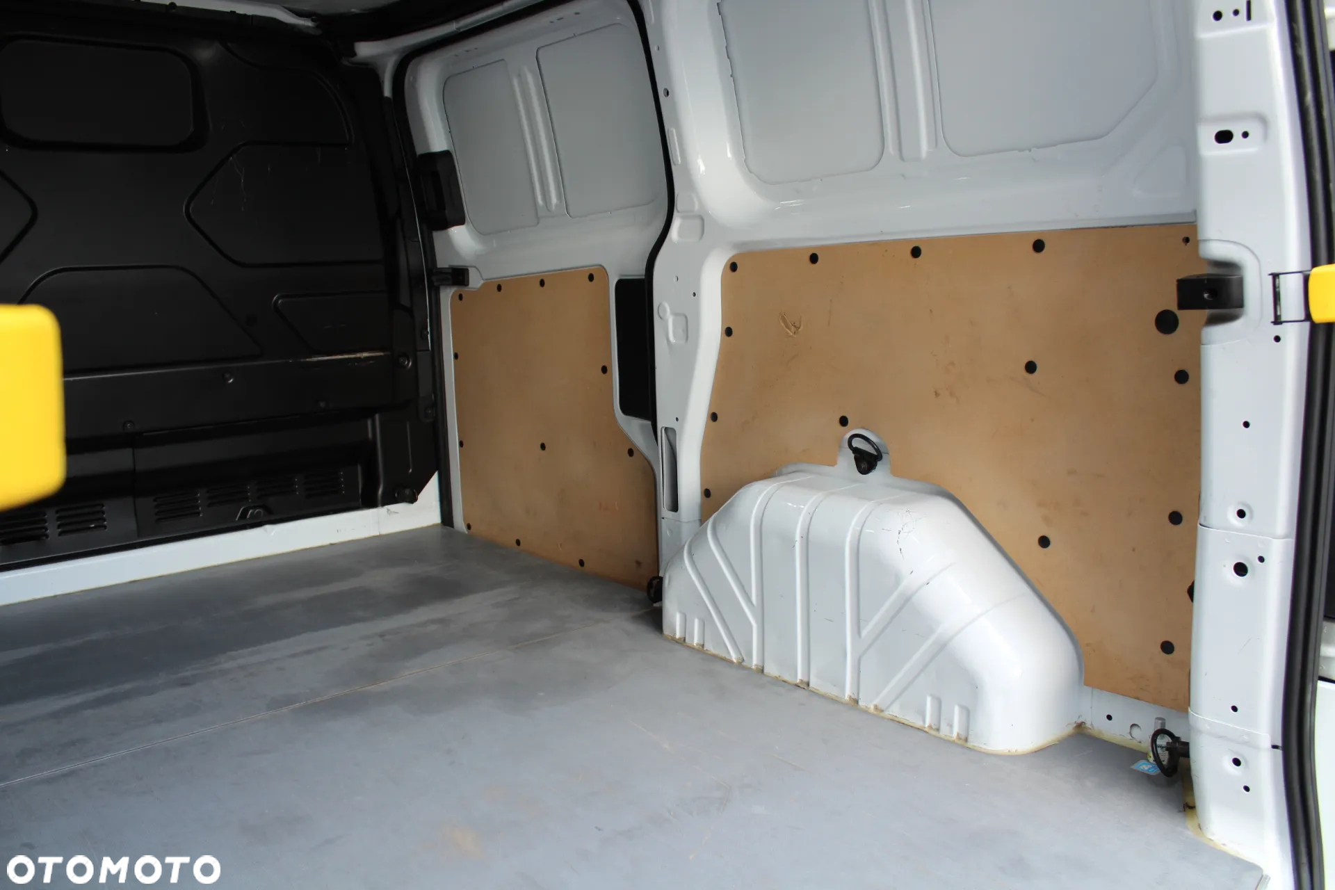 Ford Transit Custom - 32