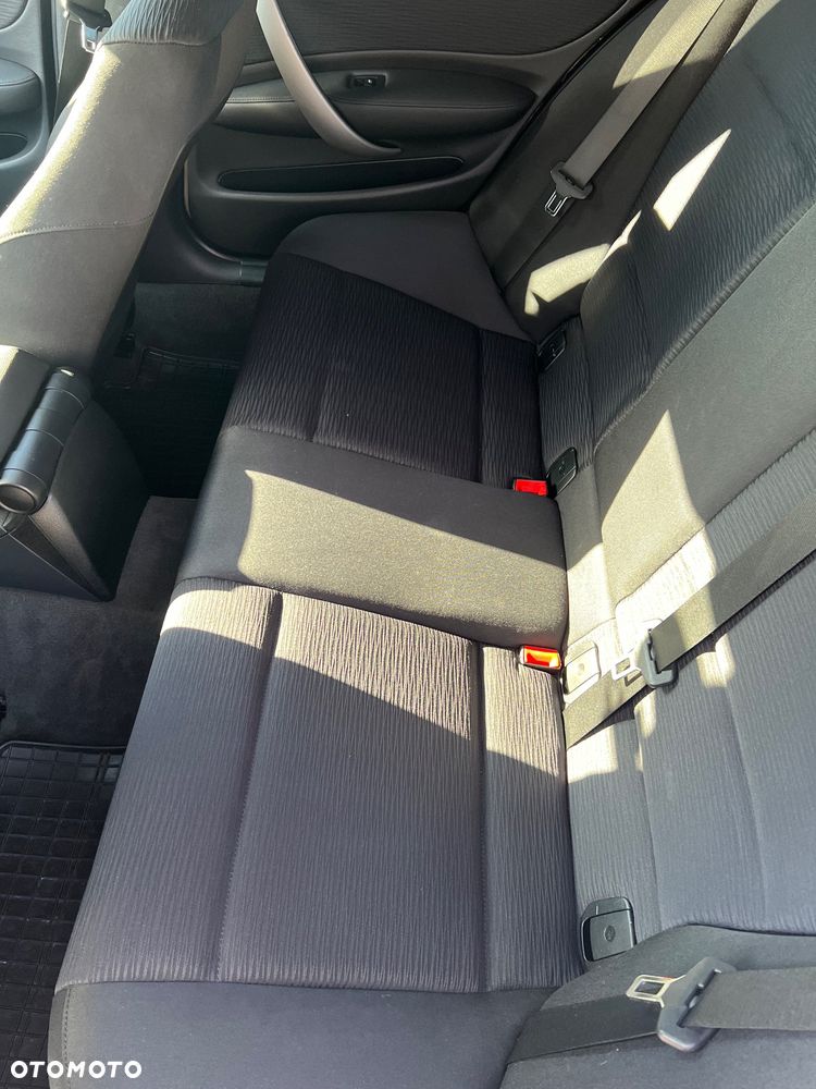 BMW Seria 1 118d - 17