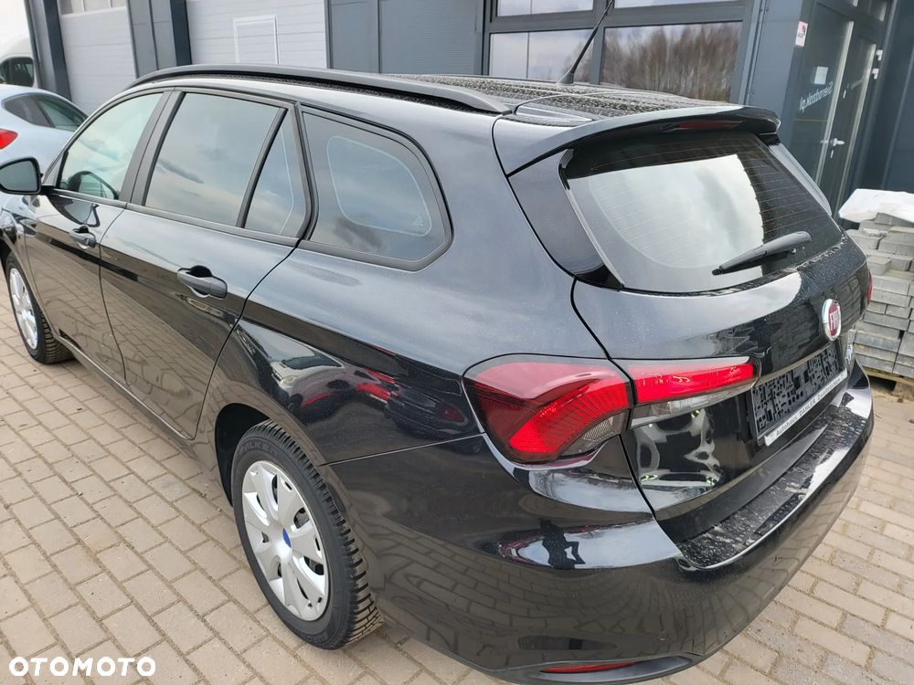 Fiat Tipo 1.4 16v Lounge EU6d - 27