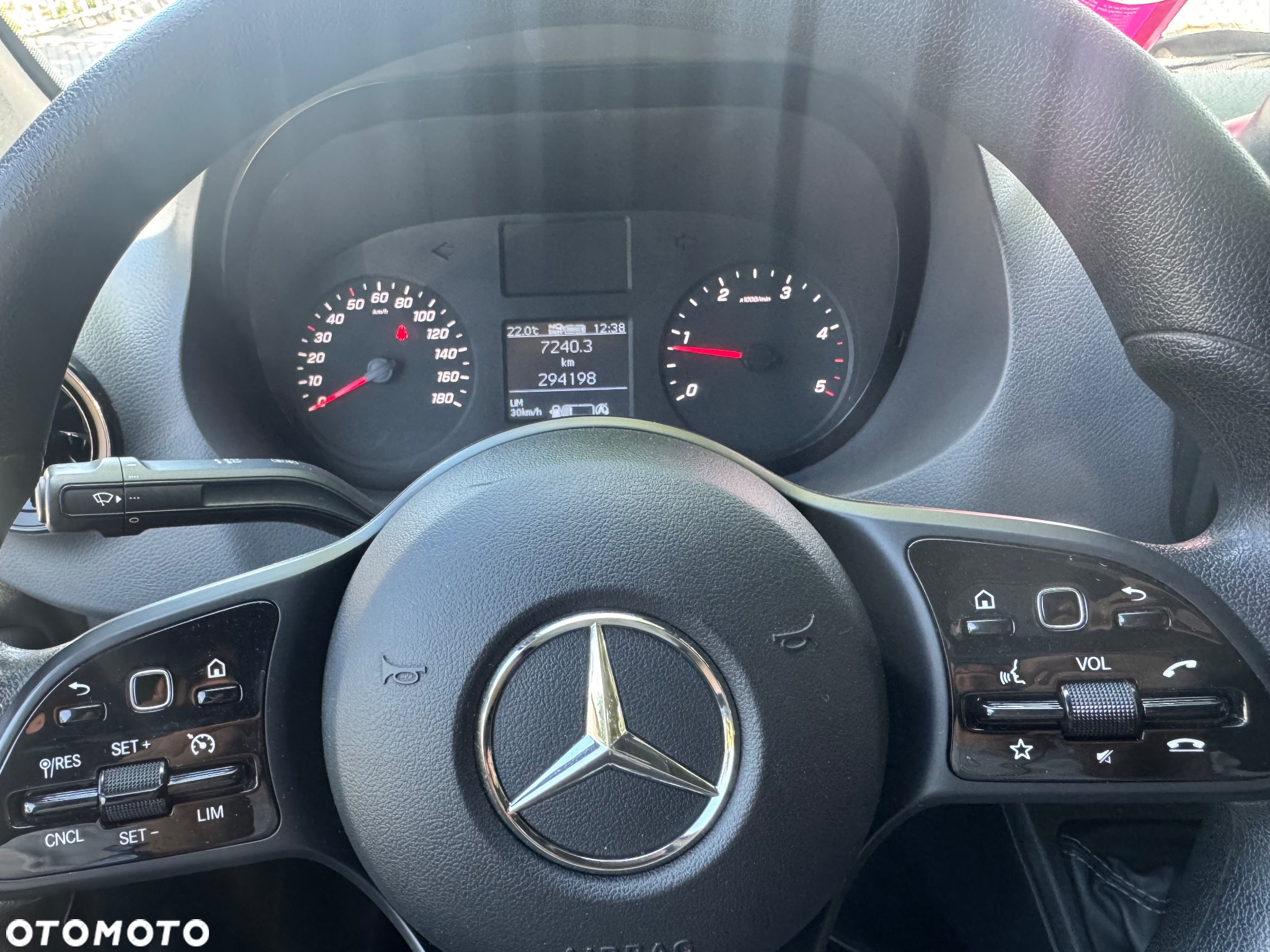 Mercedes-Benz Sprinter - 6