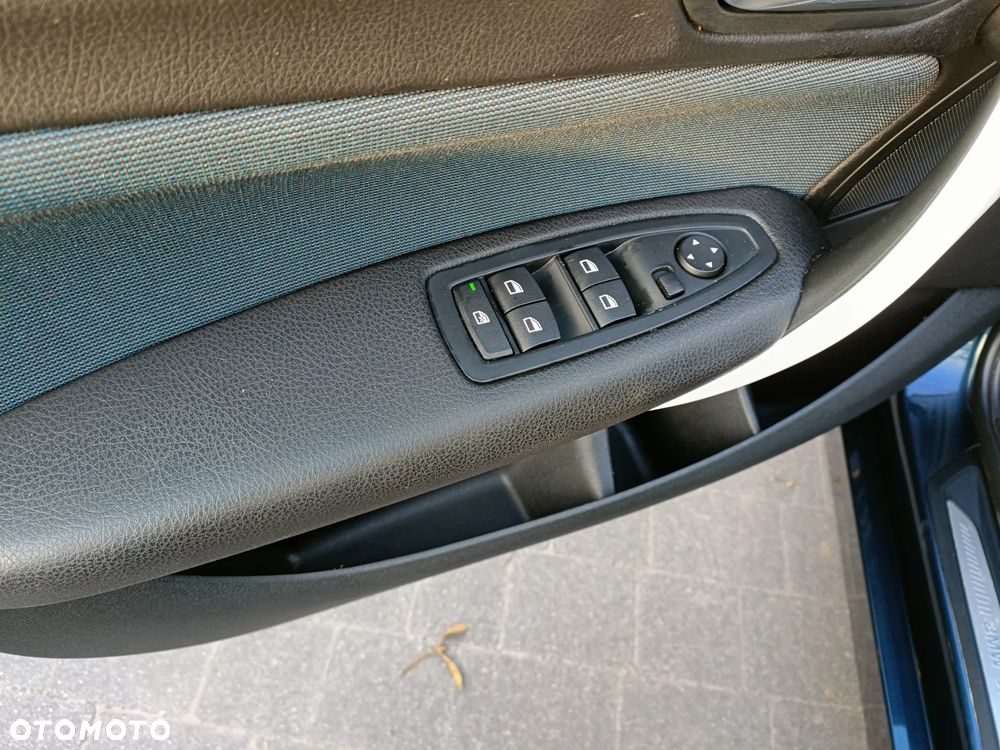 BMW Seria 1 - 15