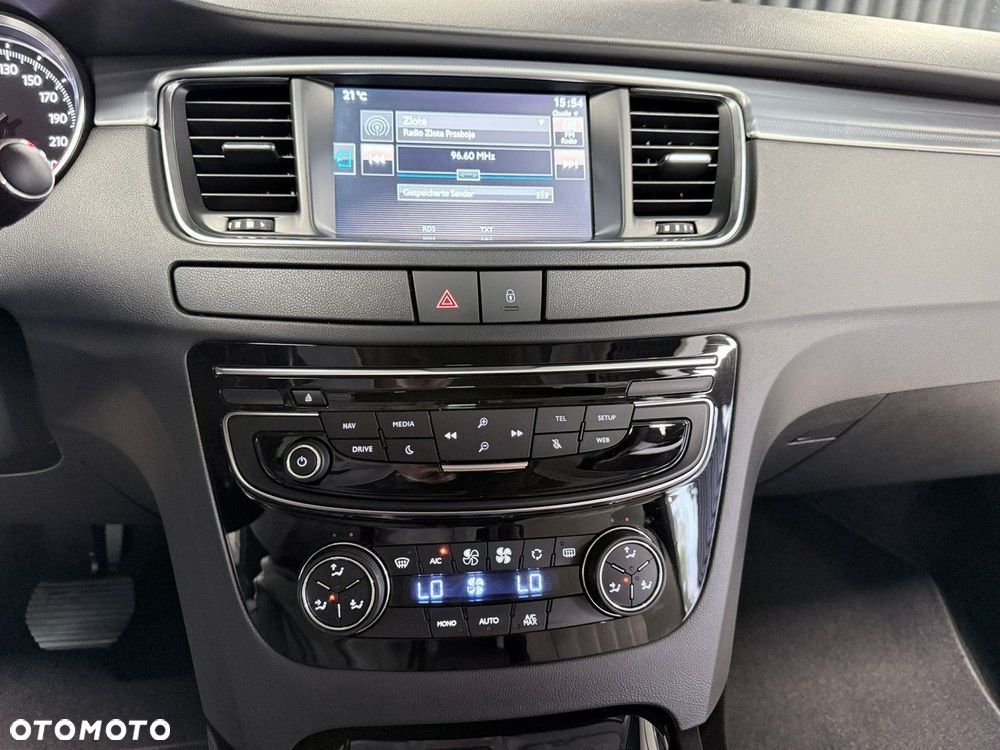 Peugeot 508 RXH 2.0 HDi HYbrid4 - 38