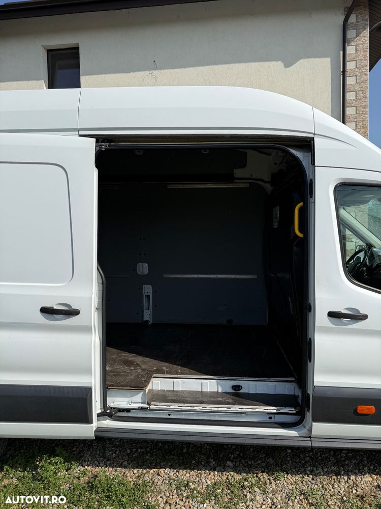 Ford Transit - 19