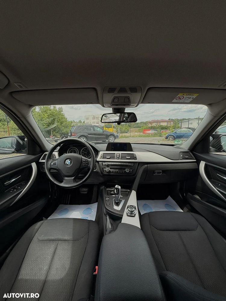 BMW Seria 3 318d Aut. - 20