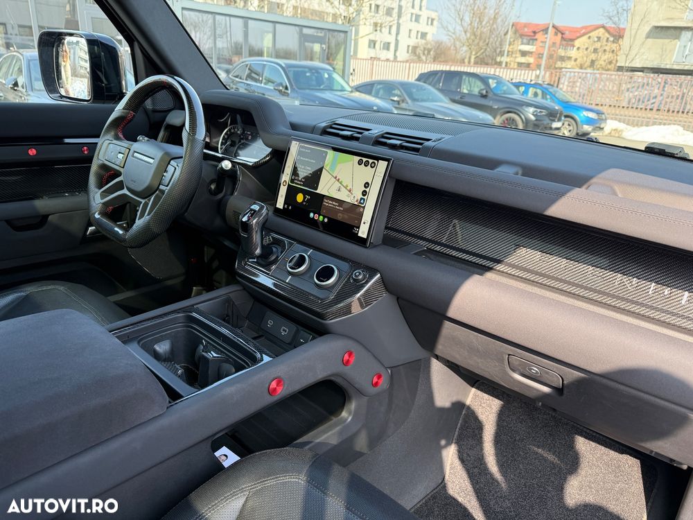 Land Rover Defender 110 3.0D 250 MHEV Hard Top X-Dynamic SE - 14