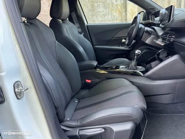 Peugeot 2008 PureTech 130 Stop&Start GT-Line Edition - 8