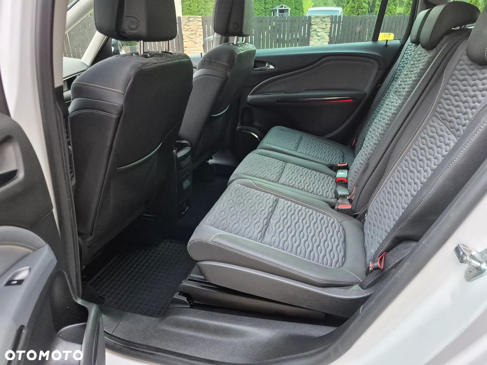 Opel Zafira 1.4 T Cosmo - 24