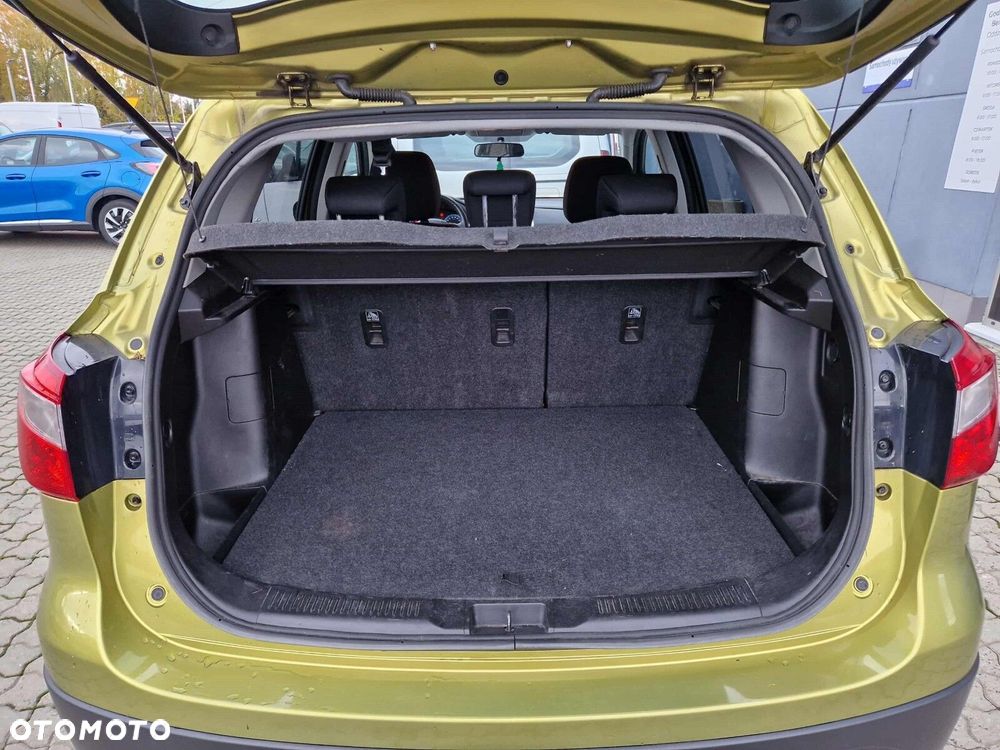 Suzuki SX4 S-Cross - 12