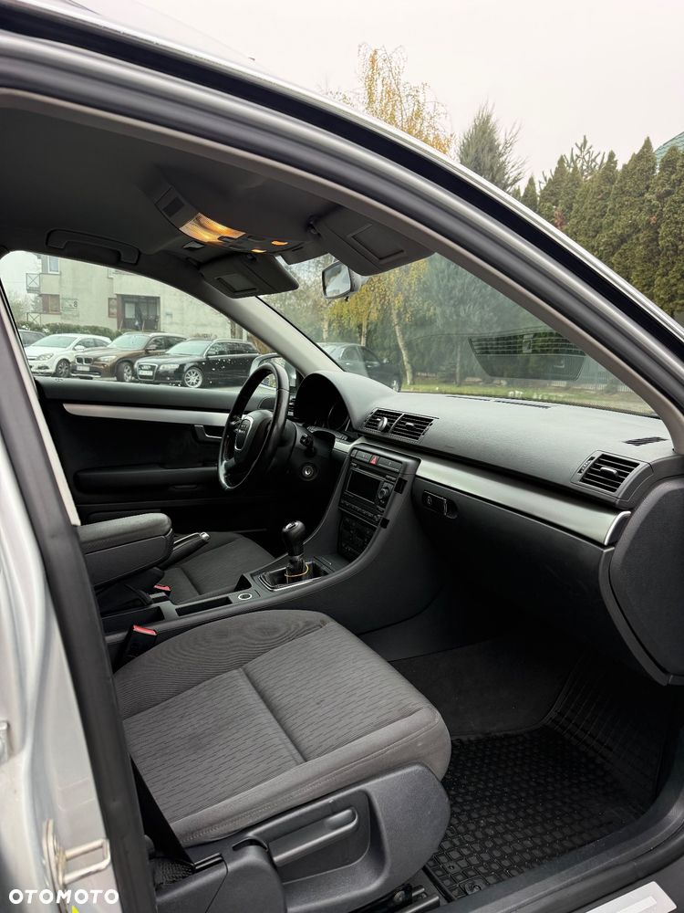 Audi A4 Avant 2.0 TDI - 9