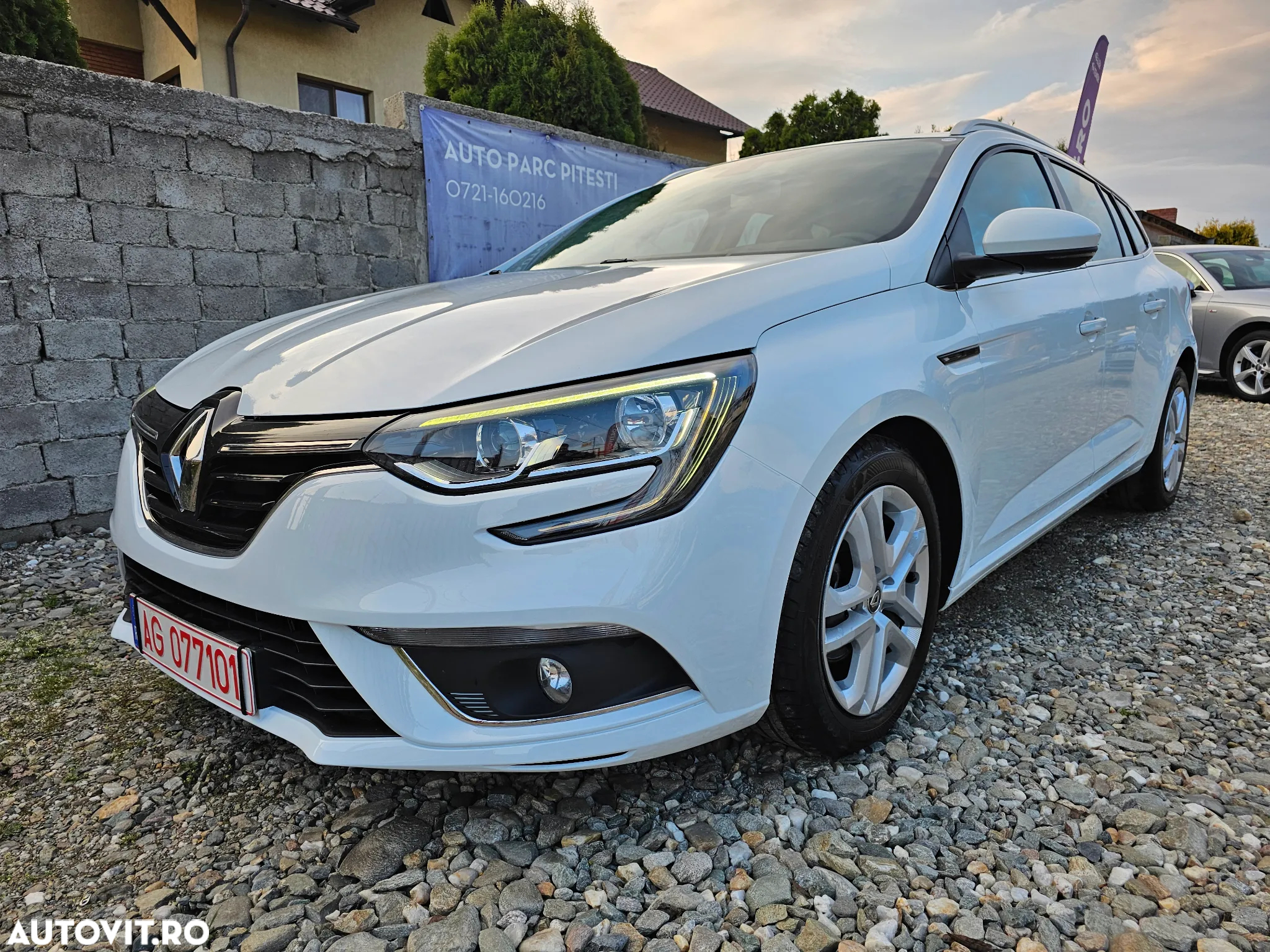 Renault Megane - 13
